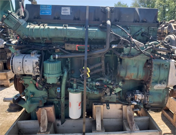 2010 VOLVO D13H Used Engine Truck / Trailer Components for sale
