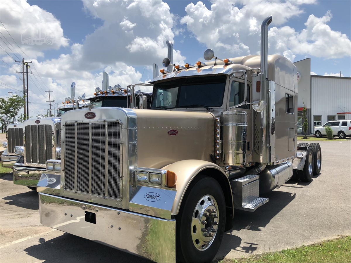 2006 PETERBILT 379 For Sale In Memphis, Tennessee | 0