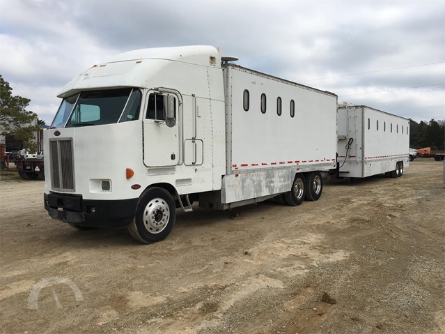 1989 Peterbilt 372