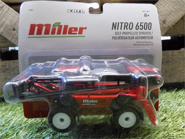 NEW HOLLAND 1/64 SCALE NITRO 6500 New Other Toys / Hobbies for sale