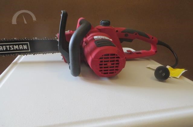 Lot 5734 Craftsman 18 Chainsaw