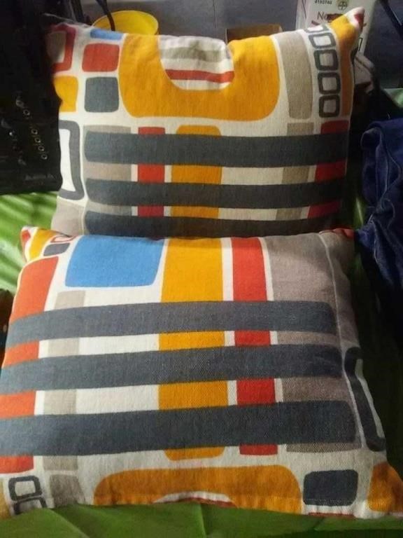 Throw Pillows Ikea Set Of 2 Decorative Throw Millington Auction