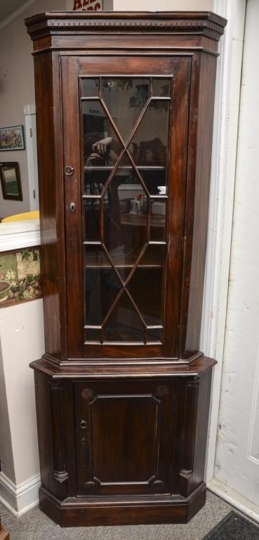 Mahogany Corner Curio Cabinet The K And B Auction Company