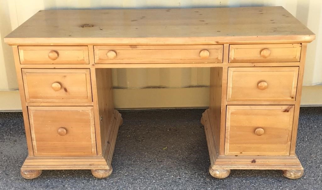 Boyhill Fontana Knotty Pine Desk 345 Auction