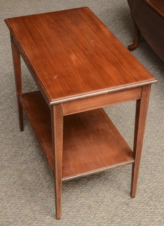 Imperial Mahogany 2 Tier Side Table The K And B Auction Company