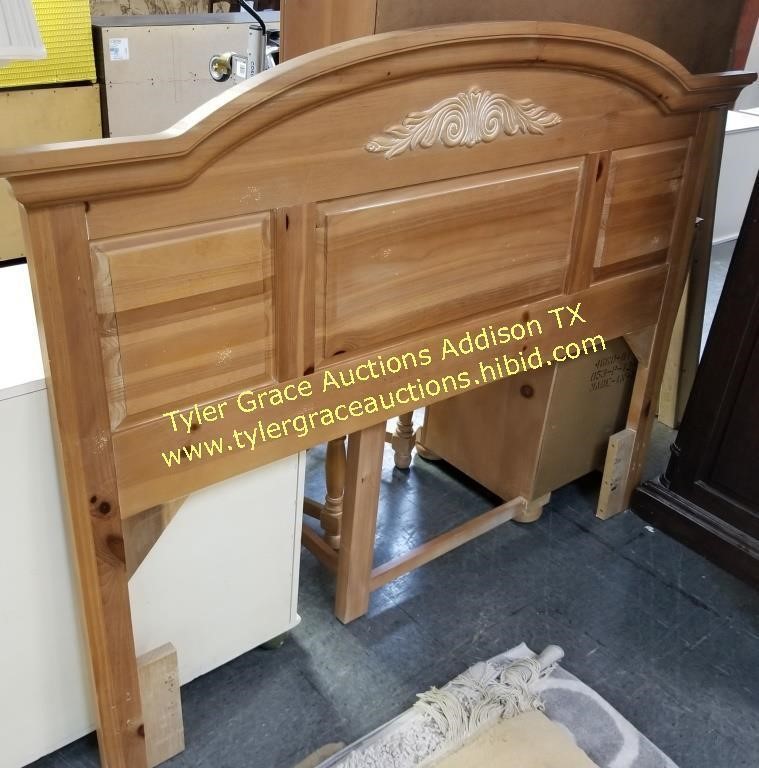 Broyhill Fontana Full Queen Bed Tyler Grace Auctions