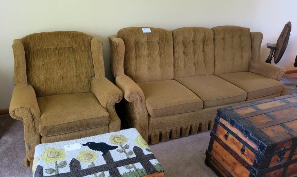 Broyhill Sofa And Arm Chair Hessney Auction Co Ltd
