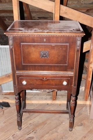 Antique Victrola Cabinet Elmore Realty Auction Llc