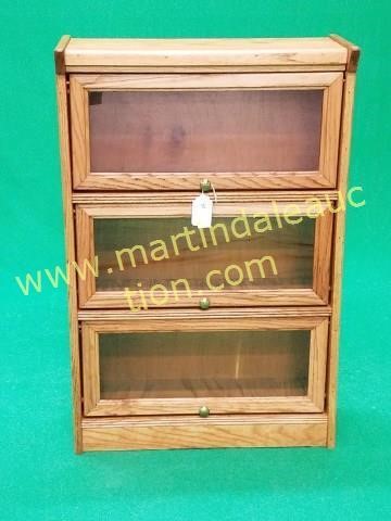 Small Wooden Glass Front Cabinet Martindale Auction Services