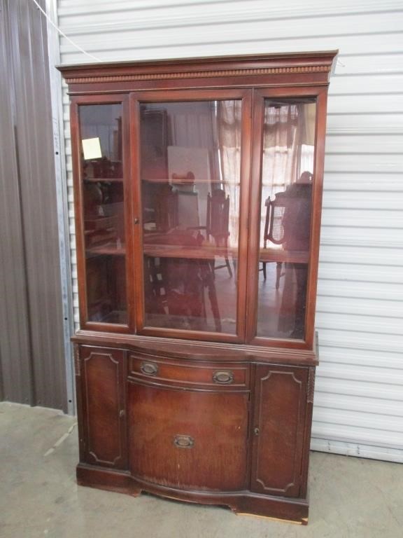 Duncan Phyfe Style China Cabinet Live And Online Auctions On
