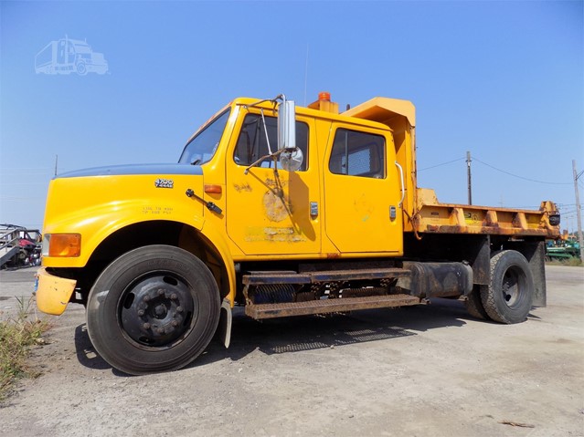 2002 International 4700