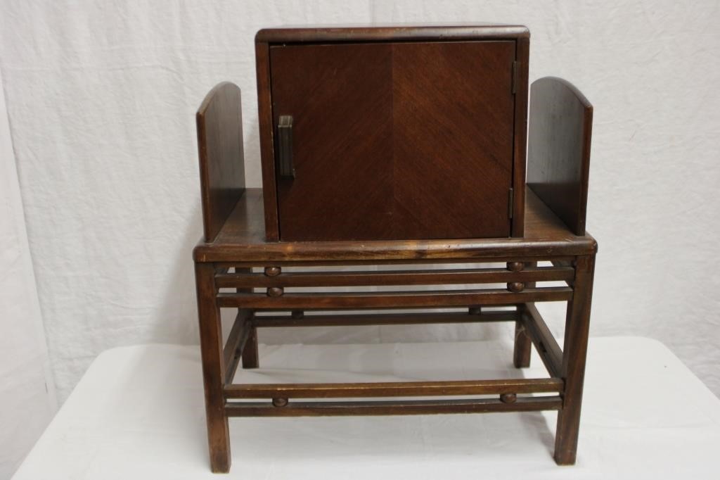 Art Deco Humidor Magazine Rack In Walnut Case Hands