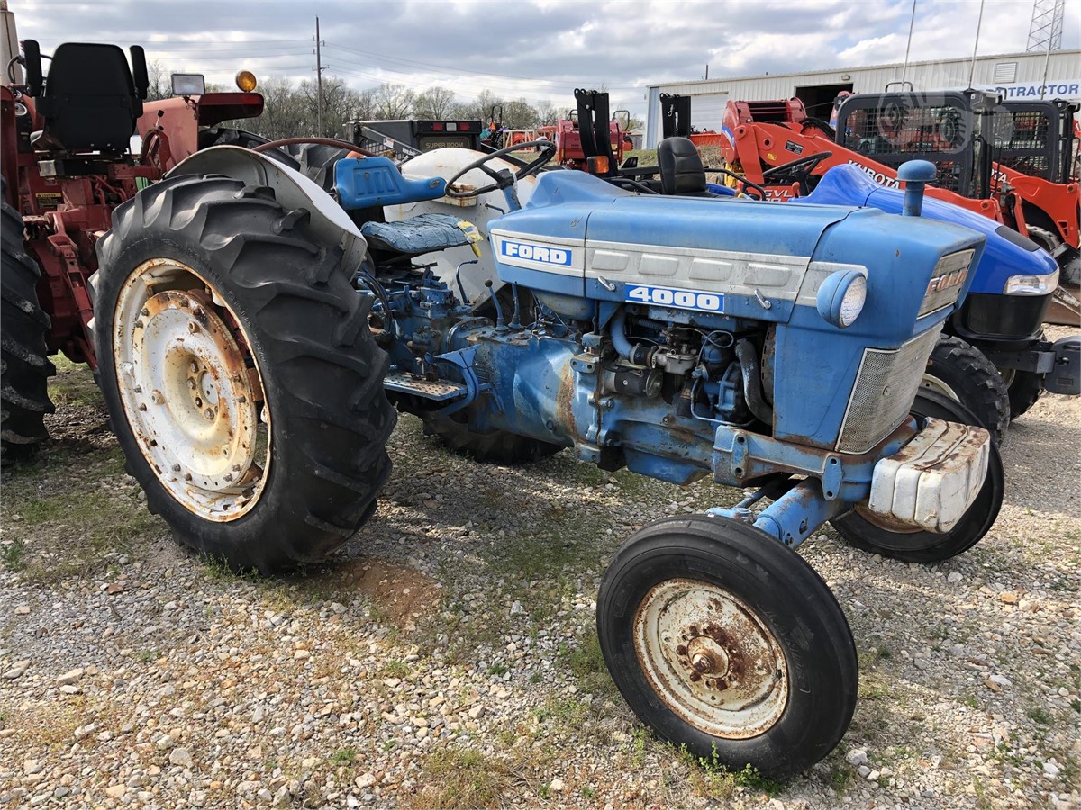 FORD 4000 For Sale In Troy, Missouri | TractorHouse.com
