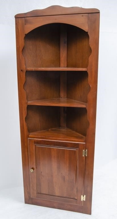 Mastercraft S J Bailey And Sons Corner Cabinet The K And B