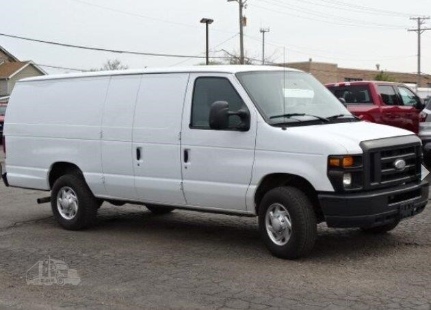 2013 Ford E350