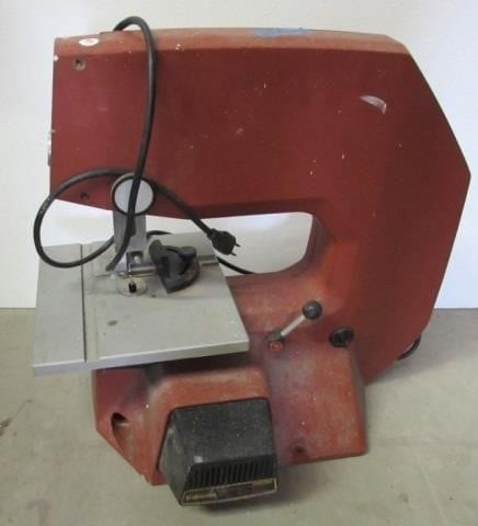 Edison 10" band saw model T6760 Type A. Note: | Rowley Auctions