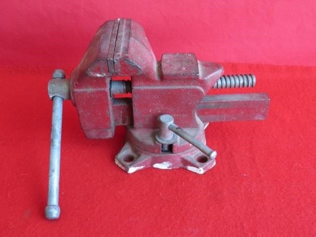 4 Bench Vise Model Home 204 Bighorn Auction Co