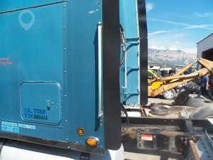 2005 FREIGHTLINER CLASSIC XL Used Body Panel Truck / Trailer Components for sale