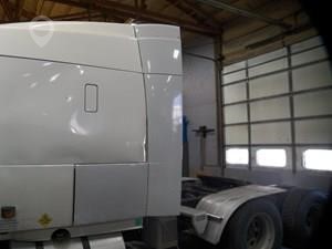 2003 VOLVO VNL630 Used Body Panel Truck / Trailer Components for sale