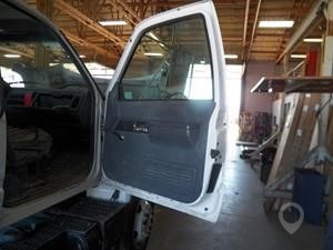 2001 GM C6500 Used Door Truck / Trailer Components for sale