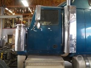 1997 WESTERN STAR 4964EX Used Door Truck / Trailer Components for sale