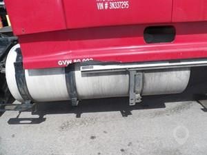 2003 VOLVO VNL770 Used Fuel Pump Truck / Trailer Components for sale