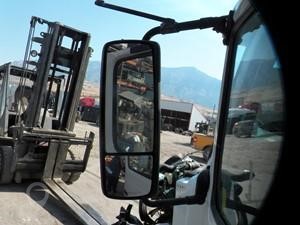 2015 VOLVO 670 Used Glass Truck / Trailer Components for sale