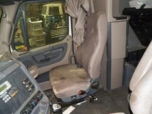 2011 FREIGHTLINER CASCADIA Used Seat Truck / Trailer Components for sale
