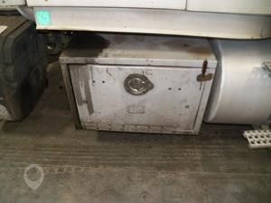 2003 VOLVO VNL630 Used Tool Box Truck / Trailer Components for sale