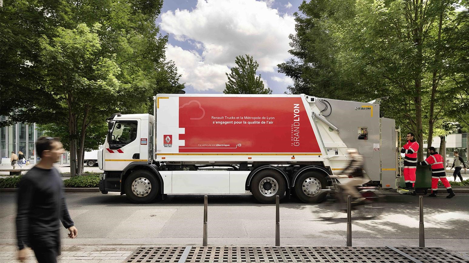 Renault Trucks Provides A Pre-Production, 100% Electric D Wide Z.E. Refuse Collection Truck To Lyon Metropole