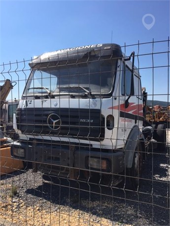 1997 MERCEDES-BENZ 1834 Tractor without Sleeper for sale