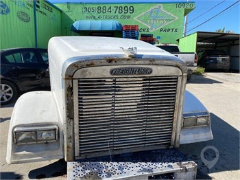 2002 FREIGHTLINER CLASSIC Used Bonnet Truck / Trailer Components for sale