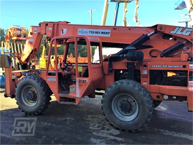 Lull Telehandlers Lifts For Rent In New Jersey 24 Listings Rentalyard Com Page 1 Of 1
