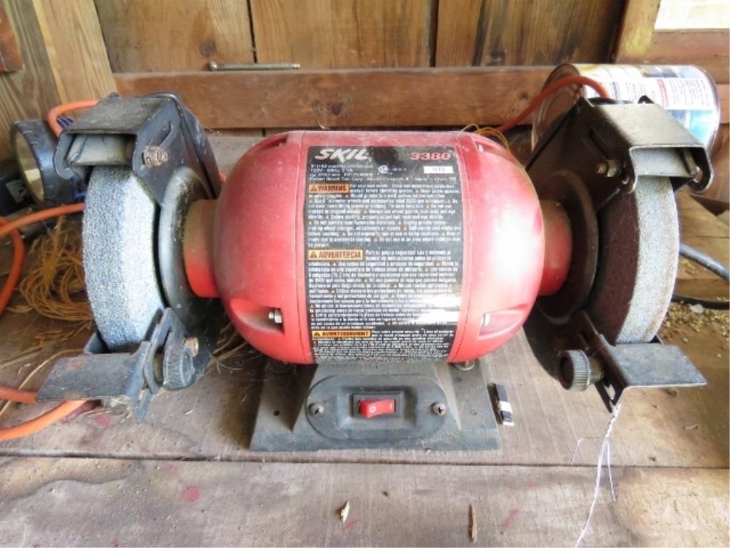 Bench Grinder United Country Jelliff Auction Group