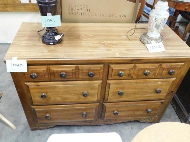 Broyhill Dresser With Mirror 46 1 2 X 31 X 19 Lenhart