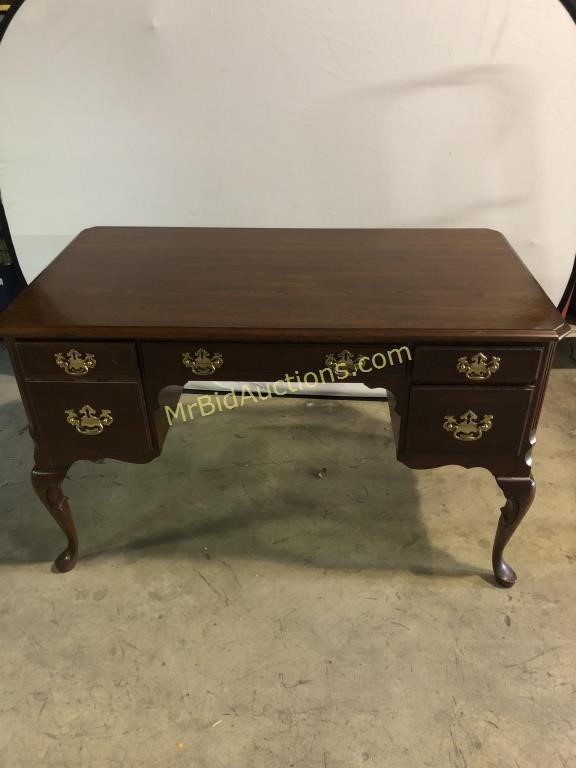 Pennsylvania House Desk Mr Bid Auctions Llc