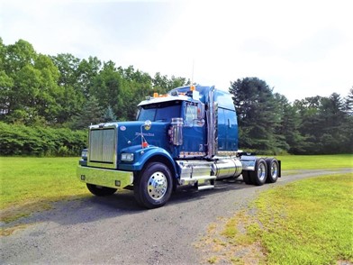 Western Star 4900sf Conventional Trucks W Sleeper For Sale