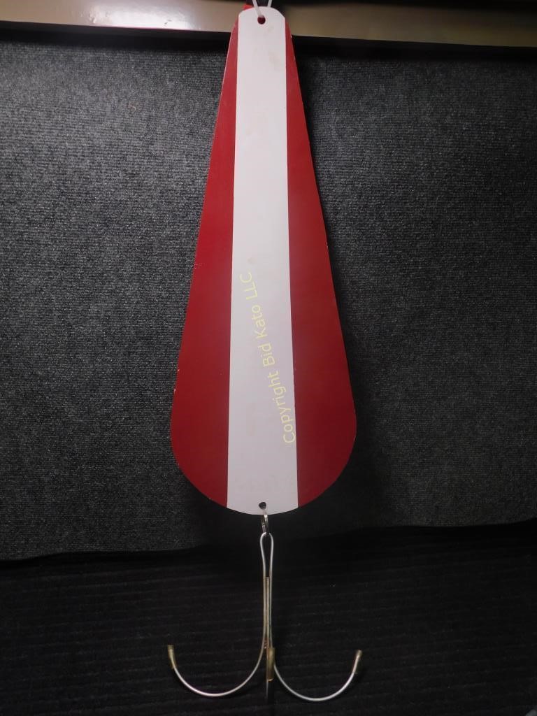 Metal Fishing Lure Wall Decor Bid Kato