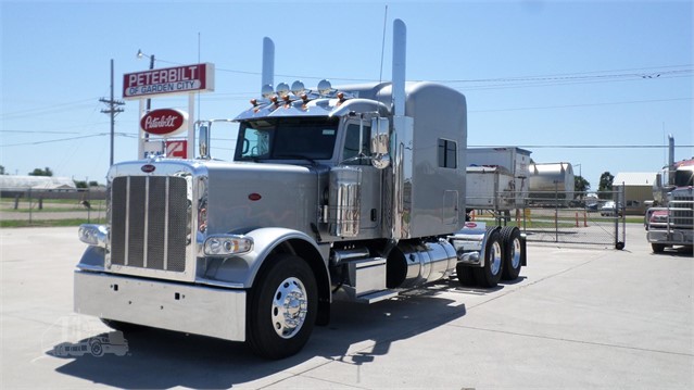 2020 Peterbilt 389 For Sale In Garden City Kansas Truckpaper Com