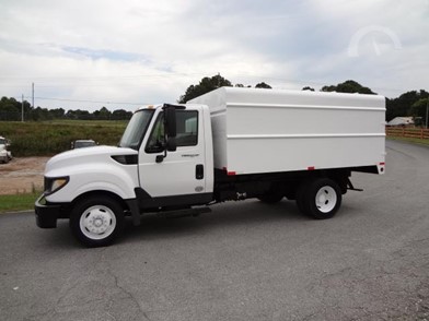 Chipper Trucks Auction Results 5 Listings Auctiontime Com Page 1 Of 1