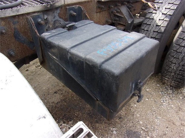 2005 MACK CX612 VISION Used Battery Box Truck / Trailer Components for sale