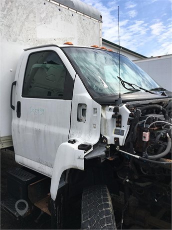 2007 GMC C7500 Used Cab Truck / Trailer Components for sale