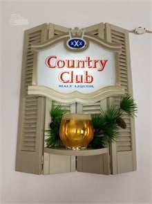 Vintage Country Club Malt Liquor Lighted Sign Other Items