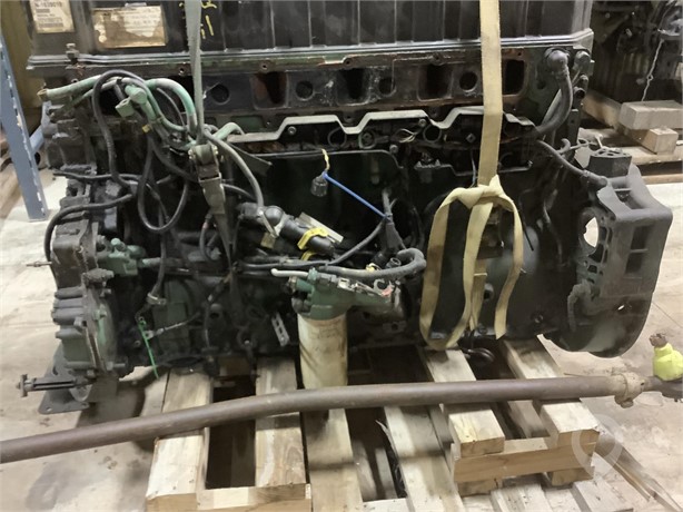 2018 VOLVO Used Engine Truck / Trailer Components for sale