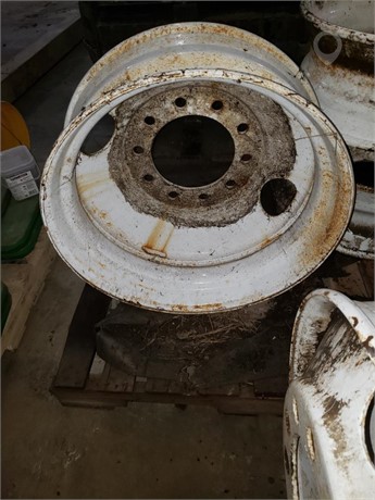 UNKNOWN 8.25X24.5 HUB PILOT RIM Used Wheel Truck / Trailer Components for sale