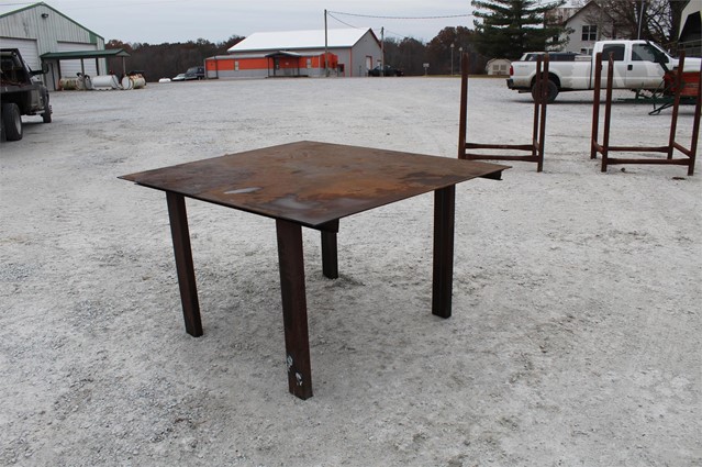 Auctiontime Com Custom Made Work Bench Online Auctions
