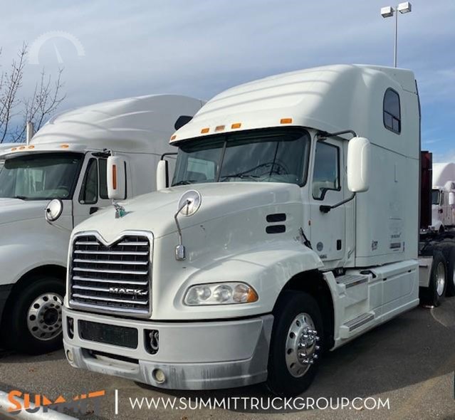 2013 Mack Pinnacle Cxu613