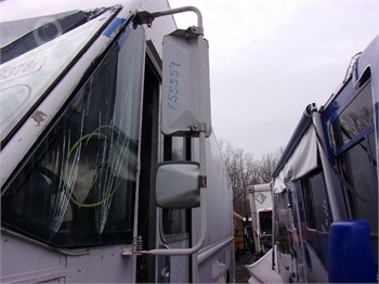 2004 FREIGHTLINER MB55 CHASSIS Used Glass Truck / Trailer Components for sale
