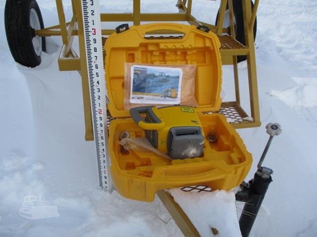 Spectra Precision Gl422n Laser W Lr30 Receiver And Cb40 Control Box Other For Sale In Karlstad Minnesota Machinerytrader Com