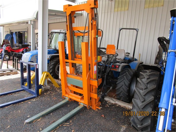 SIGMA TRACTOR MOUNT FORKLIFT